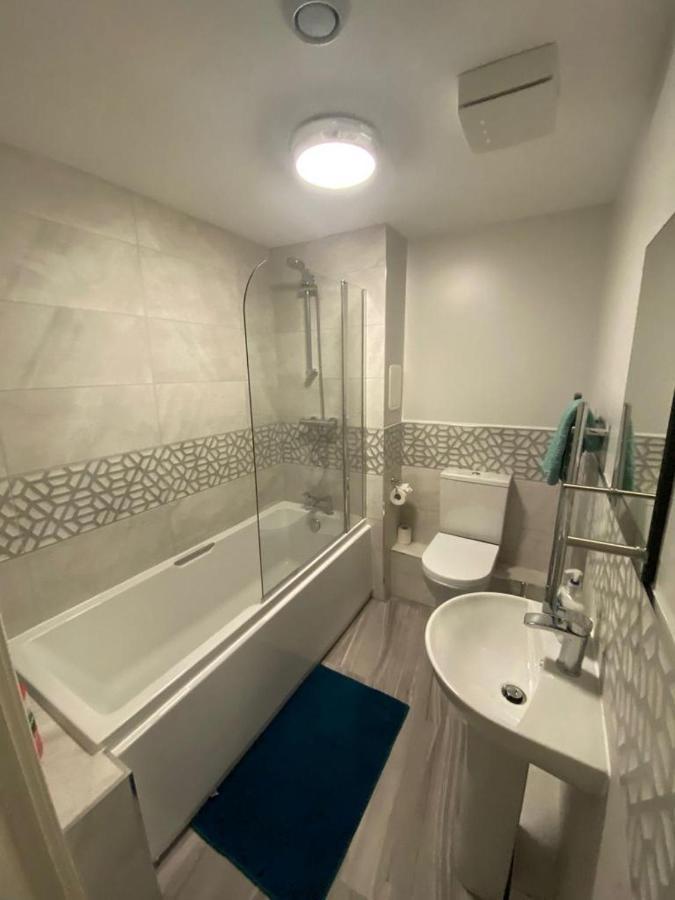 Fabulous 3 Bedroom Flat EDI Kültér fotó